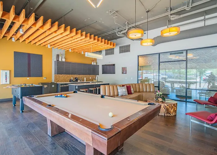 Near Dt Phx Balcony Wd Pool Gym Parking * Phoenix
