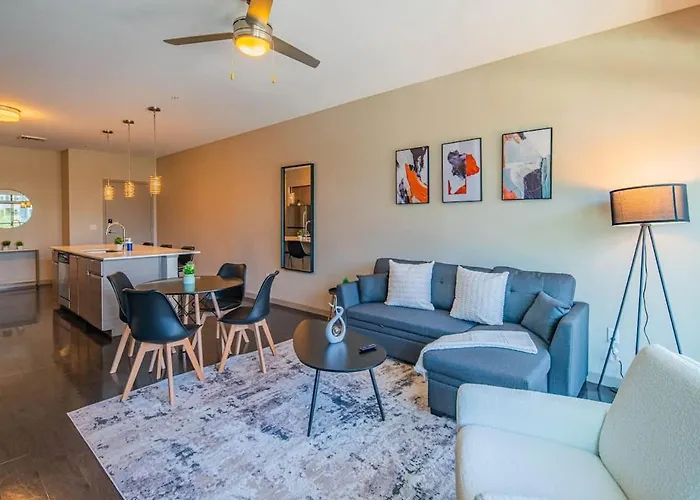 Near Dt Phx Balcony Wd Pool Gym Parking Apartment *