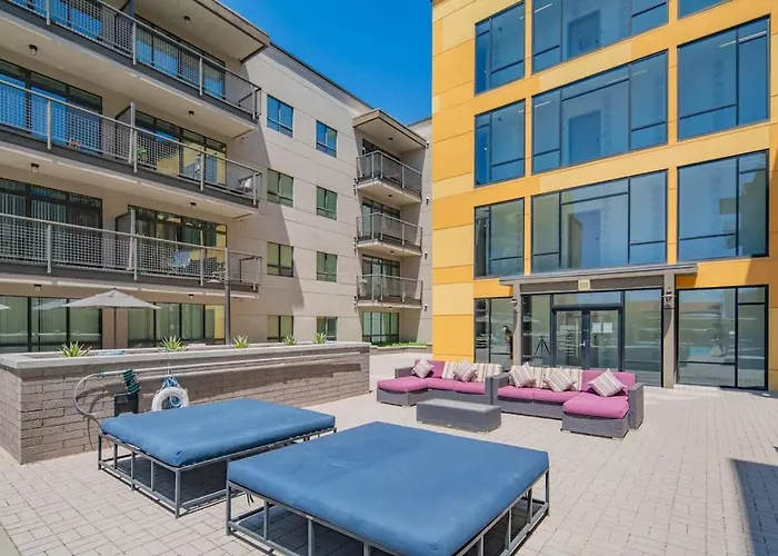 Near Dt Phx Balcony Wd Pool Gym Parking Phoenix